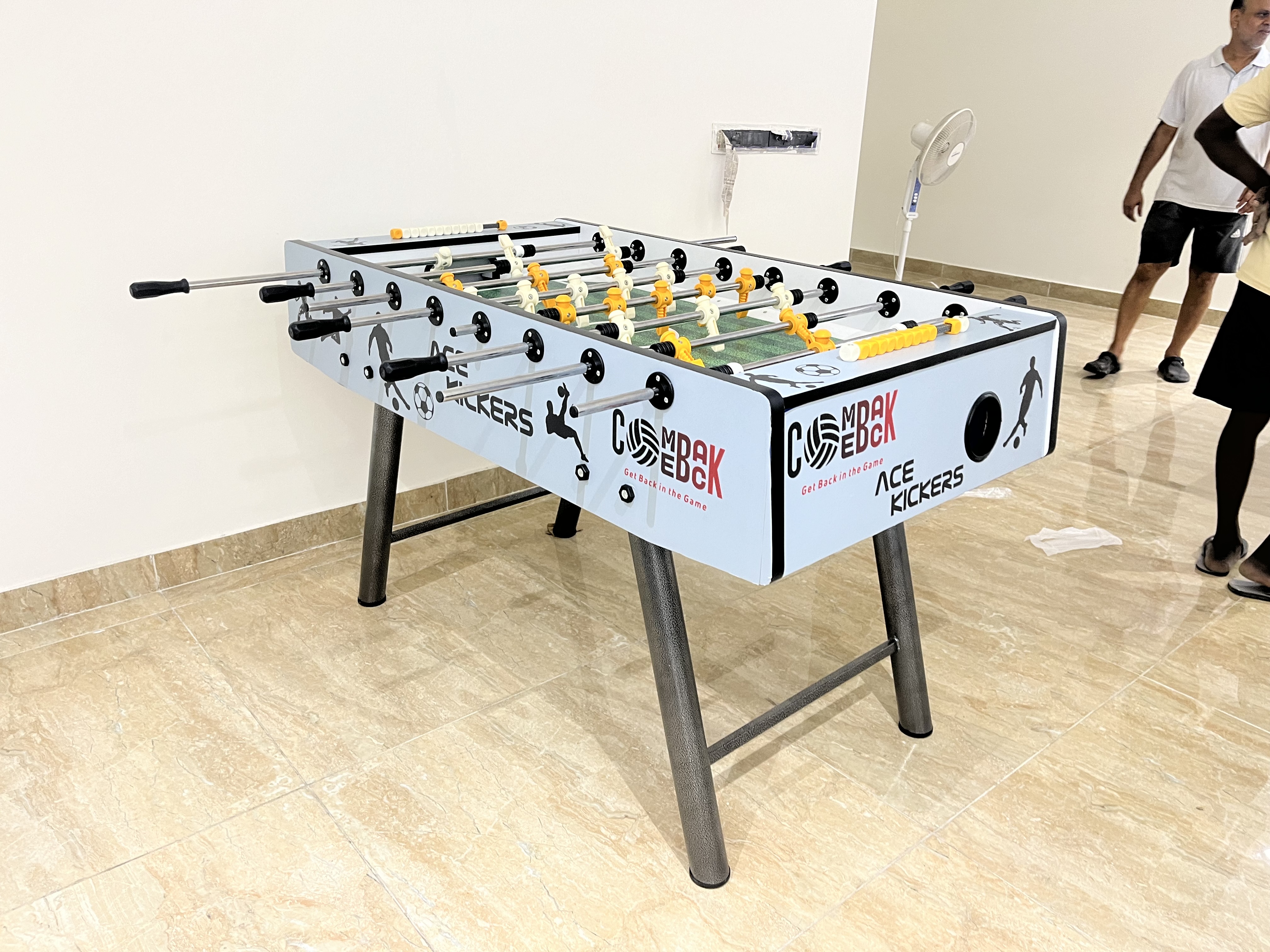 COMEBACK ACE KICKERS FOOSBALL TABLE